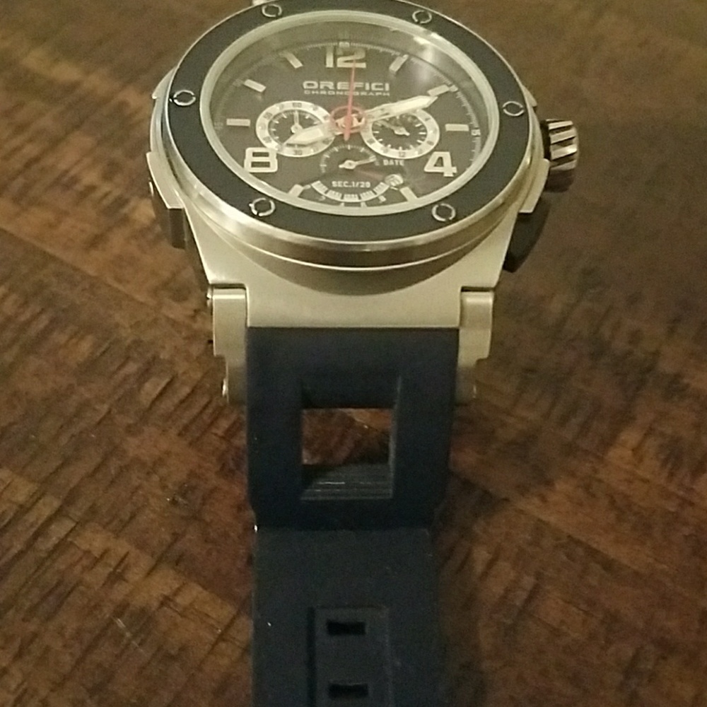 Watch for Men - Picture 3 of 3